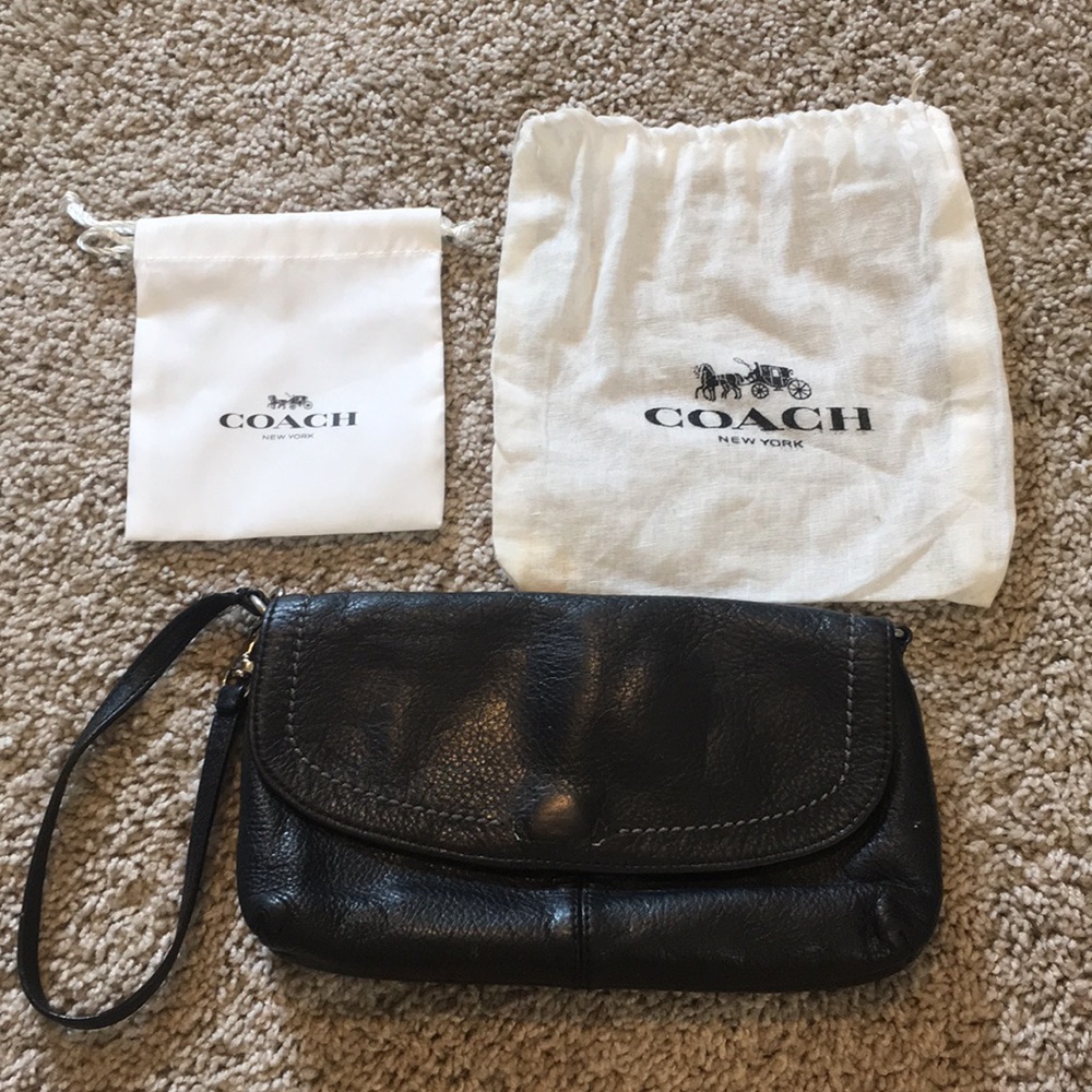 Authentic COACH leather wristlet & 2 dustbags